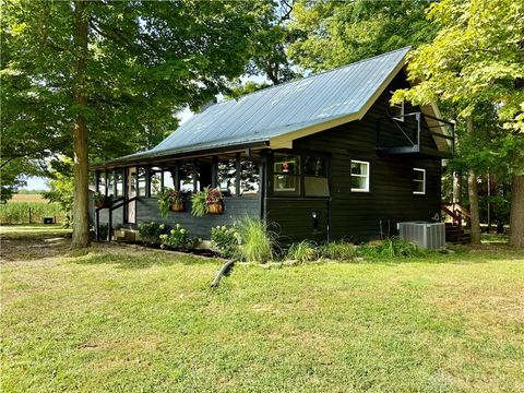 Photo of 9987 Puddenbag Road, Germantown, OH 45327 (MLS # 942351)