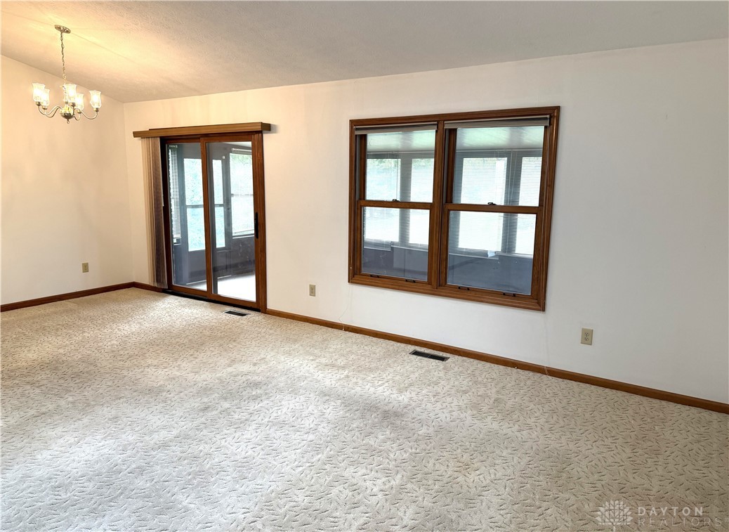 558 Dedham Place #B, Englewood, Ohio image 10