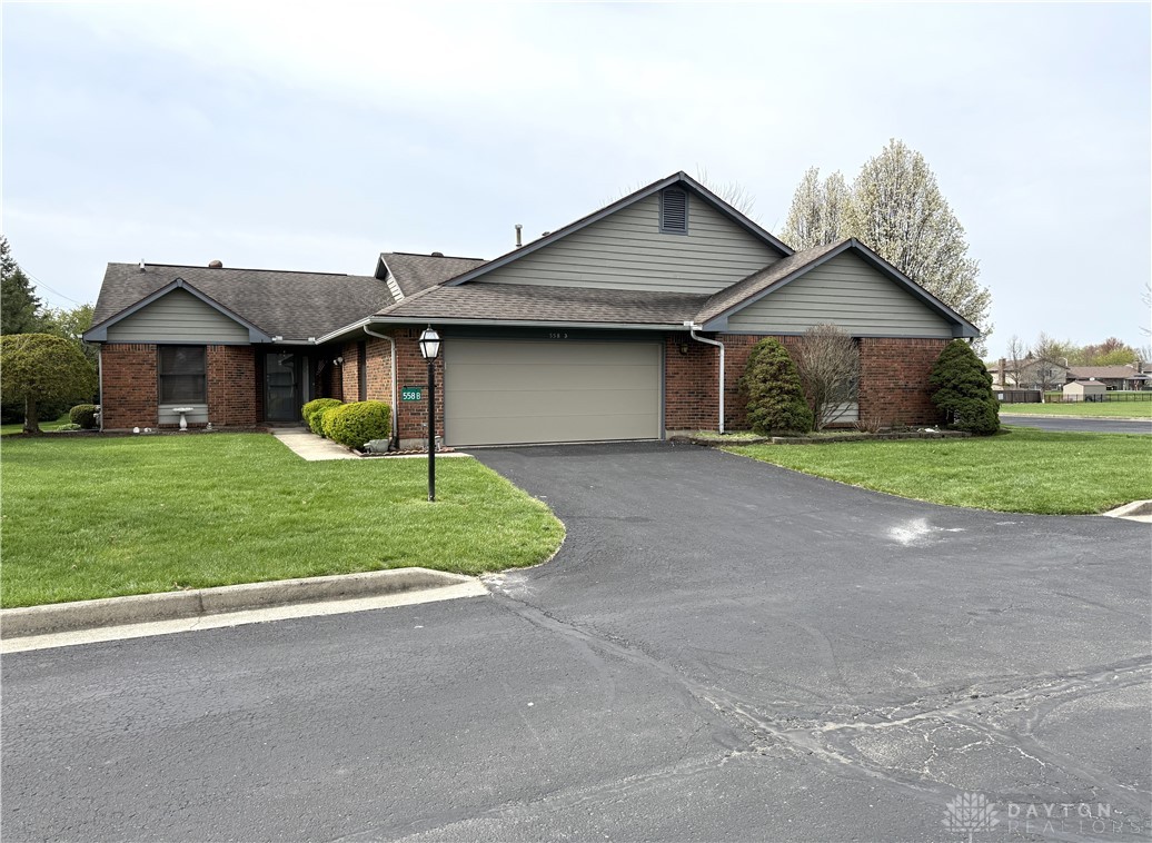 558 Dedham Place #B, Englewood, Ohio image 4