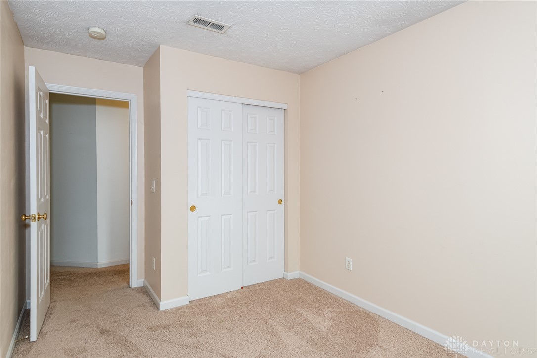 370 Bishea Court, Fairborn, Ohio image 27