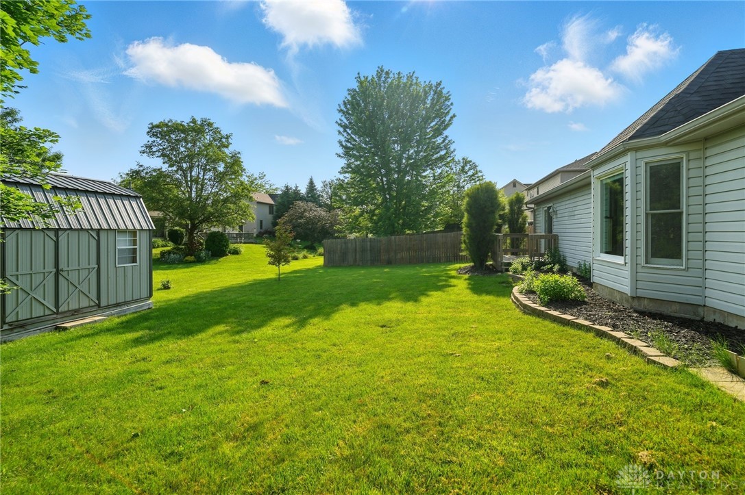 865 Copperfield Lane, Tipp City, Ohio image 42
