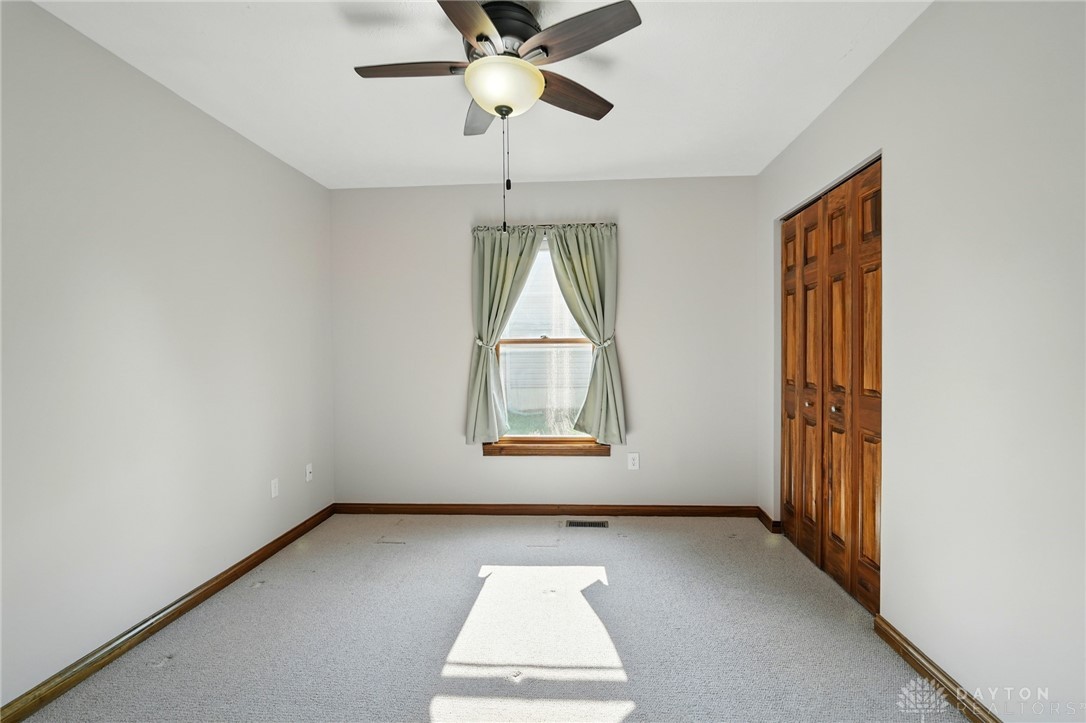 865 Copperfield Lane, Tipp City, Ohio image 35