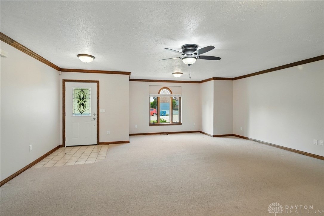 865 Copperfield Lane, Tipp City, Ohio image 6