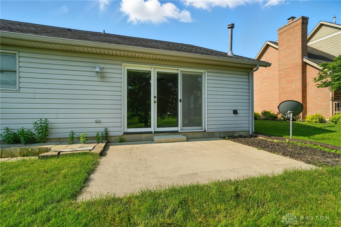 865 Copperfield Lane, Tipp City, Ohio image 46