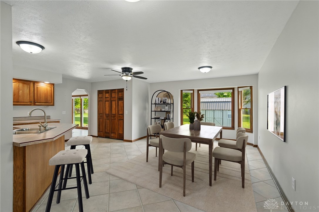 865 Copperfield Lane, Tipp City, Ohio image 15