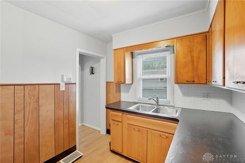 Tiny photo for 2900 Lansing Drive, Dayton, OH 45420 (MLS # 945428)