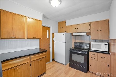 Tiny photo for 2900 Lansing Drive, Dayton, OH 45420 (MLS # 945428)