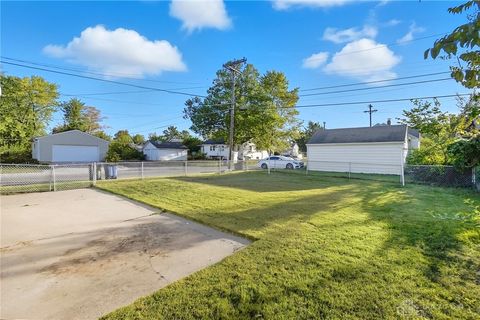 Tiny photo for 2900 Lansing Drive, Dayton, OH 45420 (MLS # 945428)