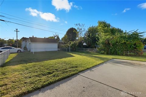 Tiny photo for 2900 Lansing Drive, Dayton, OH 45420 (MLS # 945428)