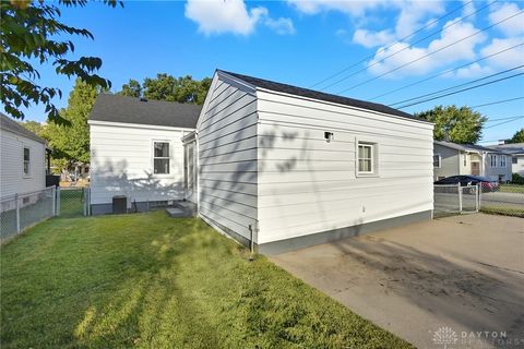 Tiny photo for 2900 Lansing Drive, Dayton, OH 45420 (MLS # 945428)