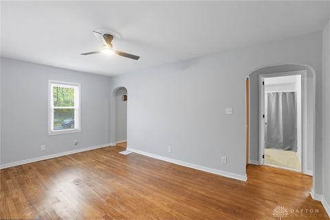 Tiny photo for 2900 Lansing Drive, Dayton, OH 45420 (MLS # 945428)