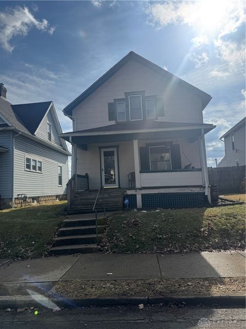 Photo of 1707 Highland Avenue, Springfield, OH 45503 (MLS # 952514)