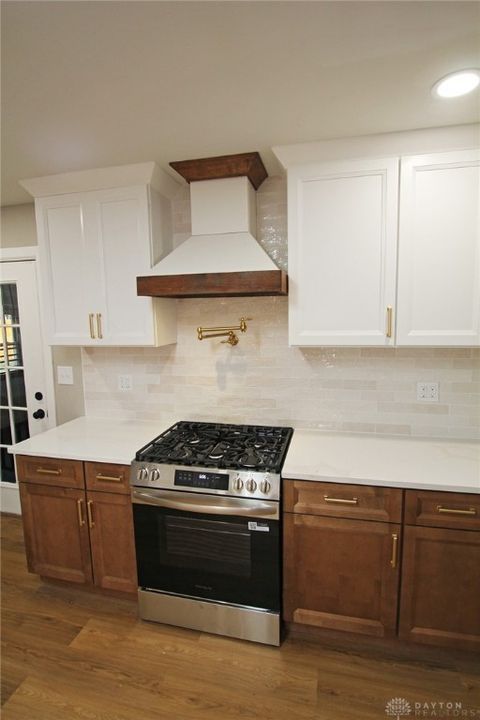 Tiny photo for 880 Wilshire Drive, Franklin, OH 45005 (MLS # 946275)