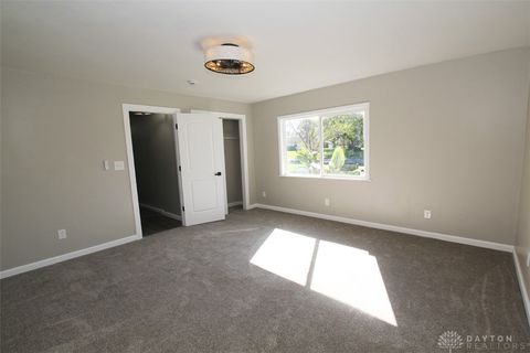 Tiny photo for 880 Wilshire Drive, Franklin, OH 45005 (MLS # 946275)
