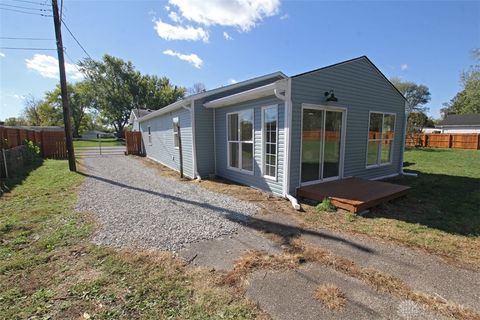 Tiny photo for 880 Wilshire Drive, Franklin, OH 45005 (MLS # 946275)