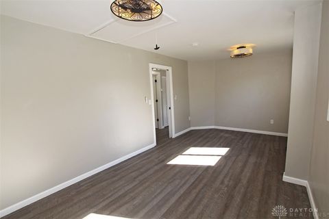 Tiny photo for 880 Wilshire Drive, Franklin, OH 45005 (MLS # 946275)