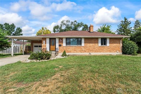 Photo of 405 E Pease Avenue, Dayton, OH 45449 (MLS # 942299)