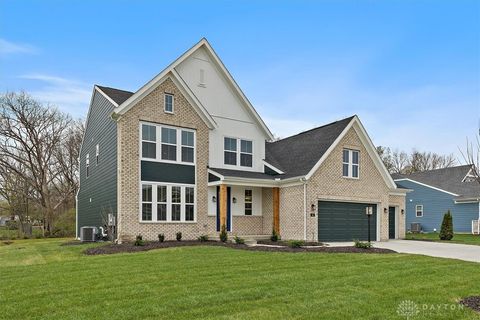 Photo of 45 Wadestone Street, Springboro, OH 45066 (MLS # 930810)