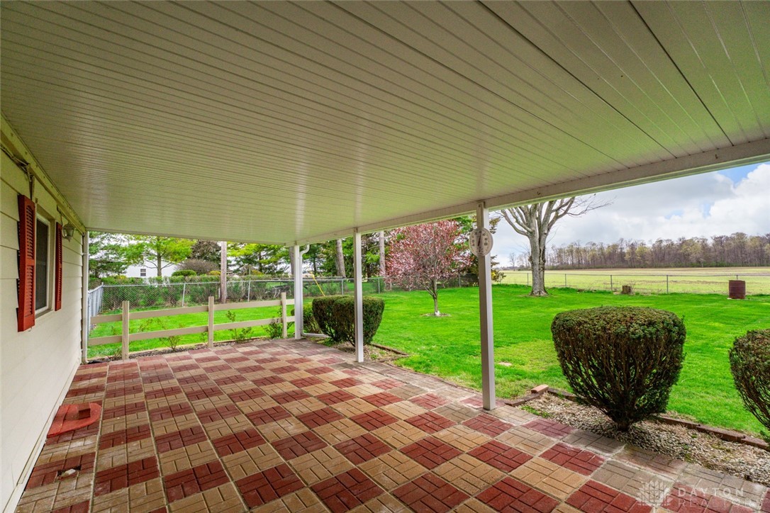 10640 Fairview Road, Piqua, Ohio image 5