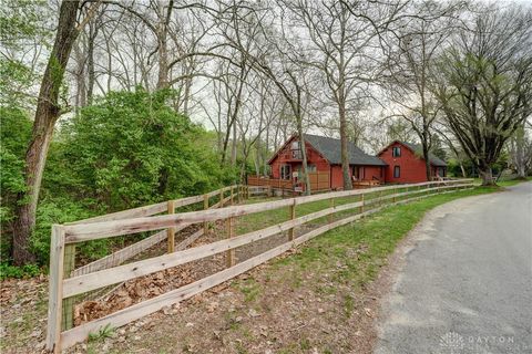 Photo of 3544 N Creek Drive, Greenville, OH 45331 (MLS # 956368)