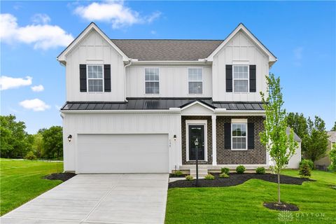 Photo of 135 Magnolia Lane, Springboro, OH 45066 (MLS # 940499)