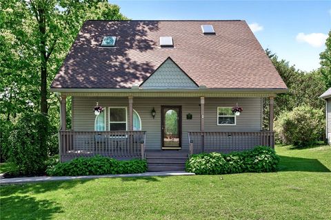 Photo of 1131 N 11th Street, Miamisburg, OH 45342 (MLS # 959043)
