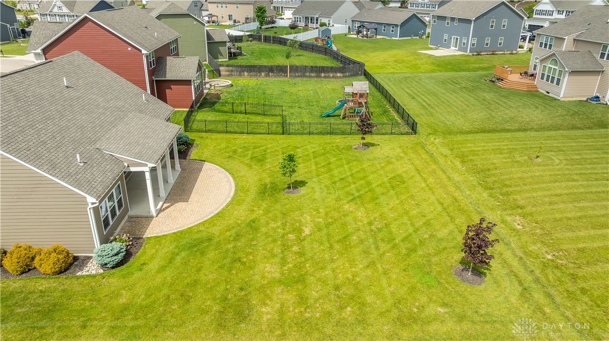 2221 Larkspur Drive, Troy, Ohio image 29