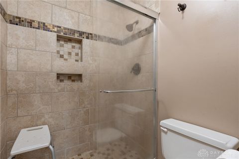 Tiny photo for 525 Royal Springs Drive, Springboro, OH 45066 (MLS # 946473)