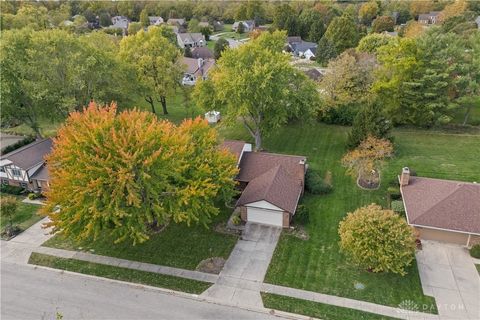 Tiny photo for 525 Royal Springs Drive, Springboro, OH 45066 (MLS # 946473)