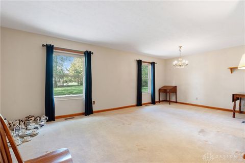 Tiny photo for 525 Royal Springs Drive, Springboro, OH 45066 (MLS # 946473)