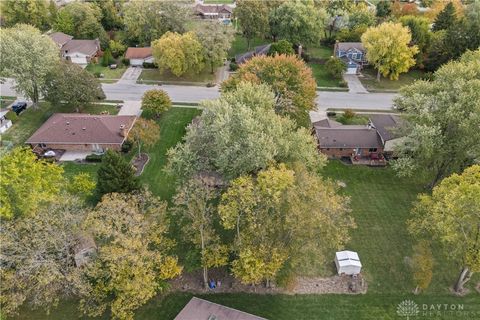 Tiny photo for 525 Royal Springs Drive, Springboro, OH 45066 (MLS # 946473)