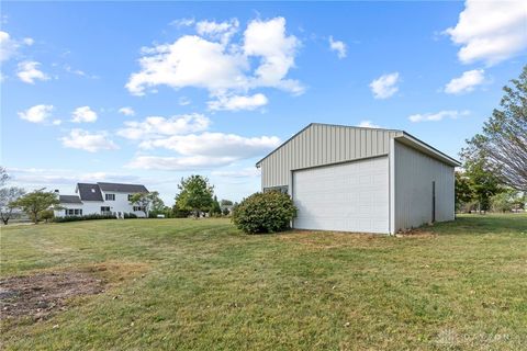 Tiny photo for 1400 Funderburg Road, New Carlisle, OH 45344 (MLS # 945280)