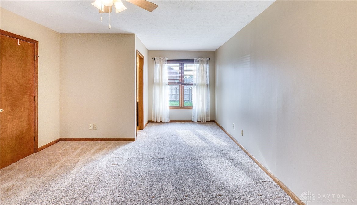 9469 Country Path Trail, Miamisburg, Ohio image 20