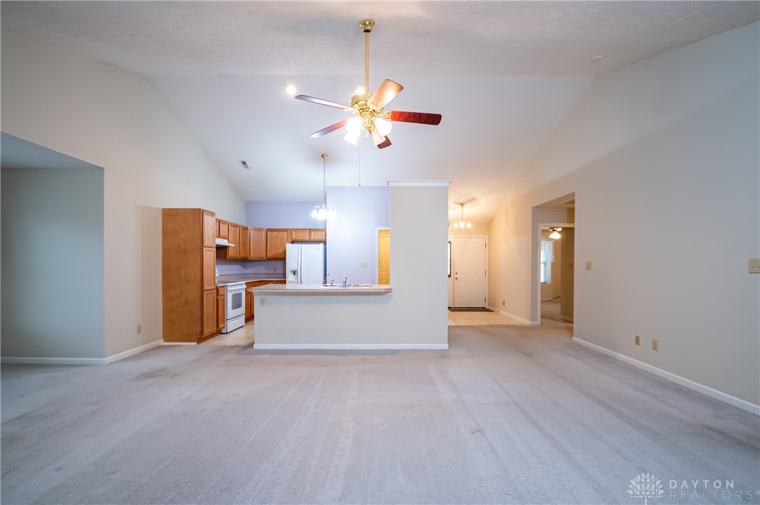 518 Jodee Drive, Xenia, Ohio image 10