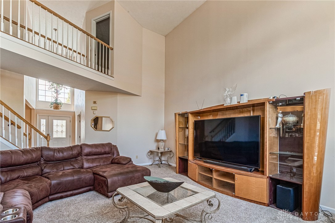 Miamisburg, Ohio 45342, United States, 4 Bedrooms Bedrooms, ,3 BathroomsBathrooms,Residential,Active,218447