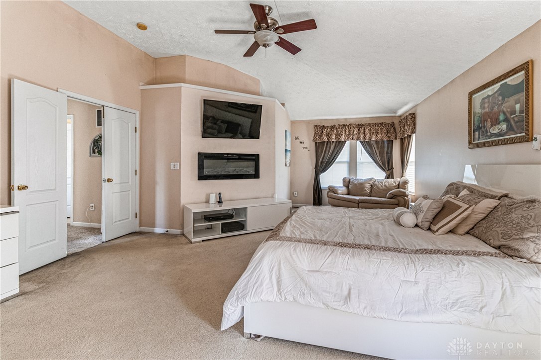 Miamisburg, Ohio 45342, United States, 4 Bedrooms Bedrooms, ,3 BathroomsBathrooms,Residential,Active,218447