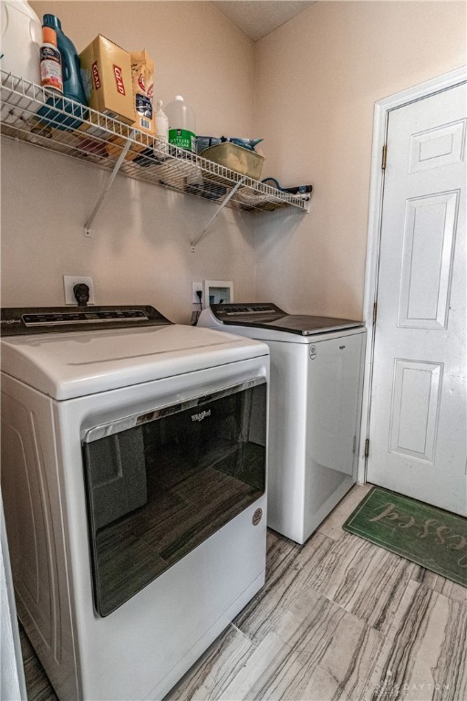 Miamisburg, Ohio 45342, United States, 4 Bedrooms Bedrooms, ,3 BathroomsBathrooms,Residential,Active,218447