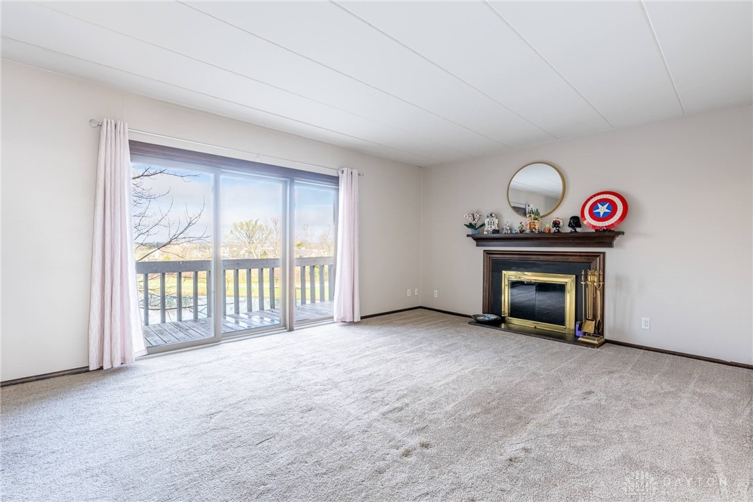 1739 Running Brook Trail #F, West Carrollton, Ohio image 2