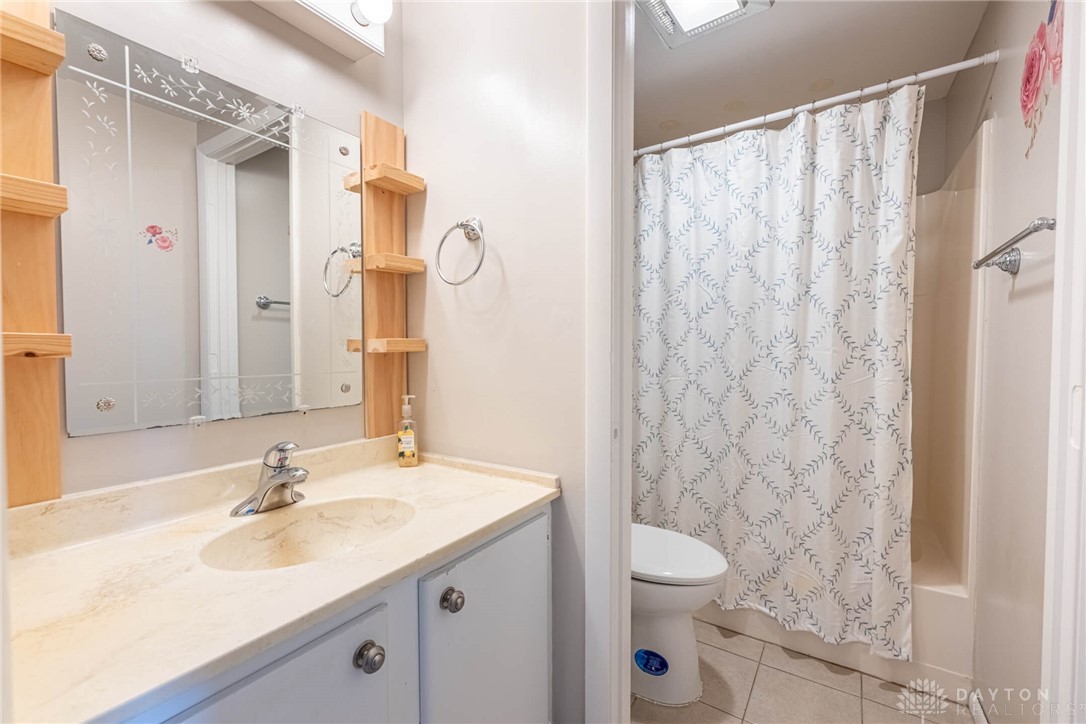 1739 Running Brook Trail #F, West Carrollton, Ohio image 16