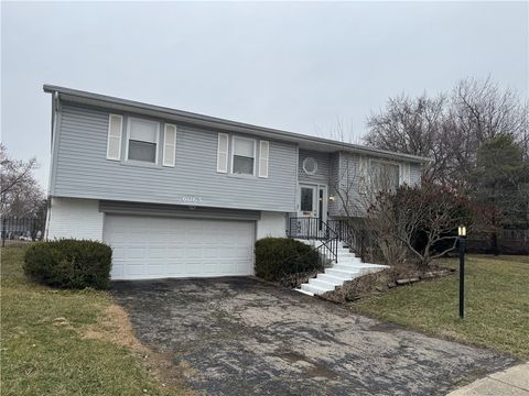 Photo of 6065 Layne Hills Court, Clayton, OH 45322 (MLS # 953485)