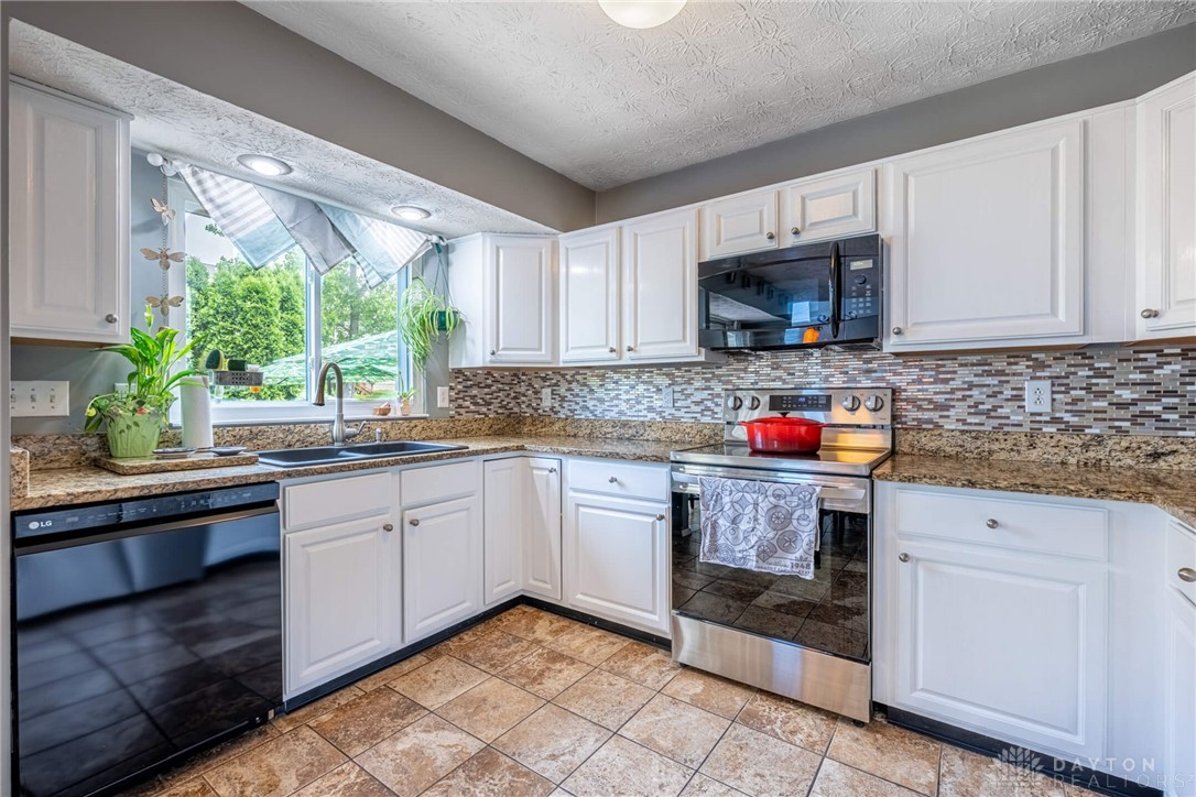 45 Wheatmore Court, Springboro, Ohio image 14