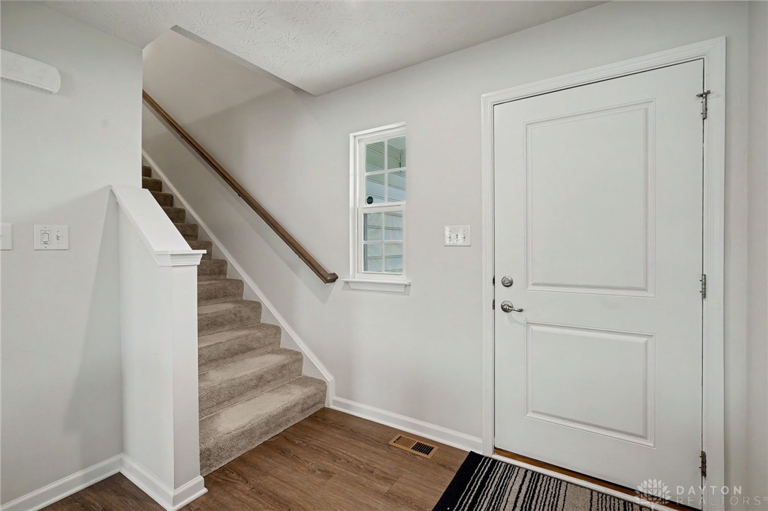 157 Cresting Road