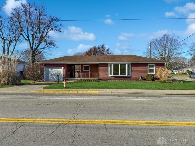 856 E Lawn Avenue, Urbana, Ohio image 4