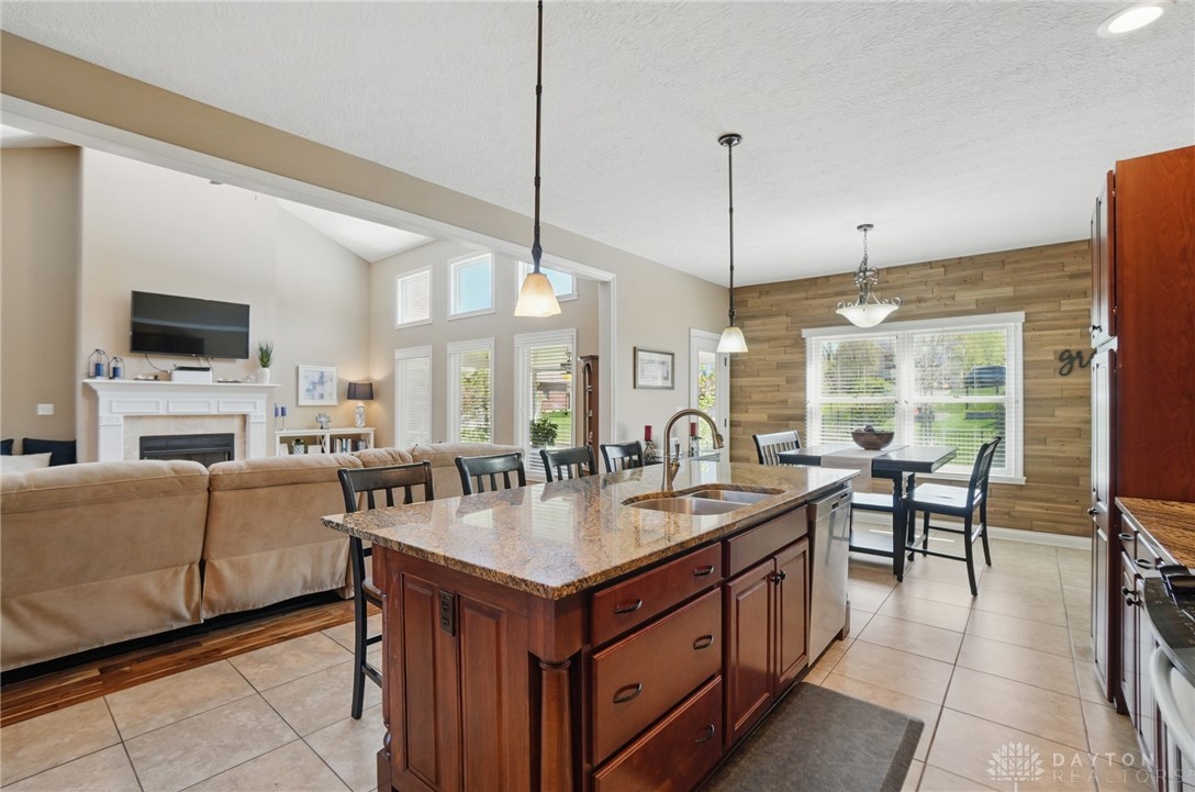 2631 Patrick Henry Drive, Beavercreek Township, Ohio image 14