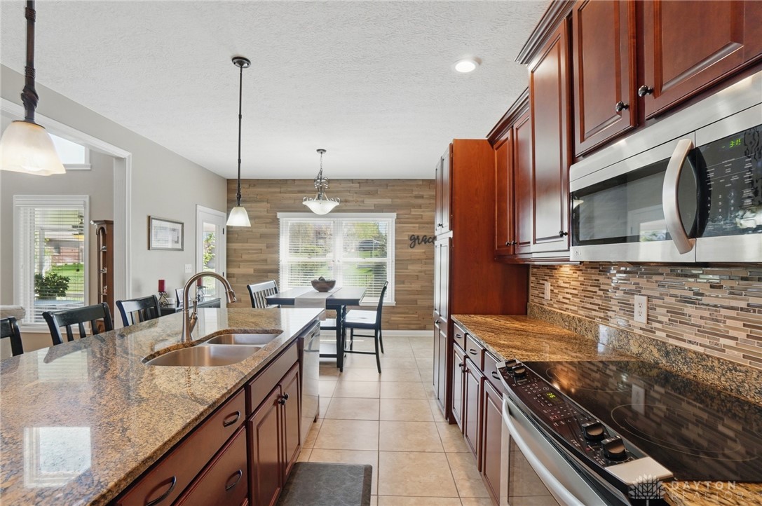2631 Patrick Henry Drive, Beavercreek Township, Ohio image 15