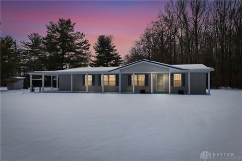 Photo of 1362 State Route 321, Sardinia, OH 45171 (MLS # 951914)