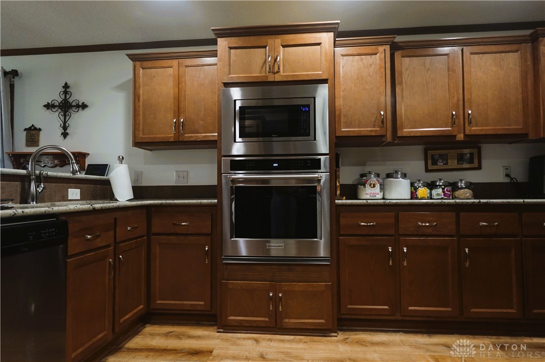 12195 Wellington, Medway, Ohio image 9