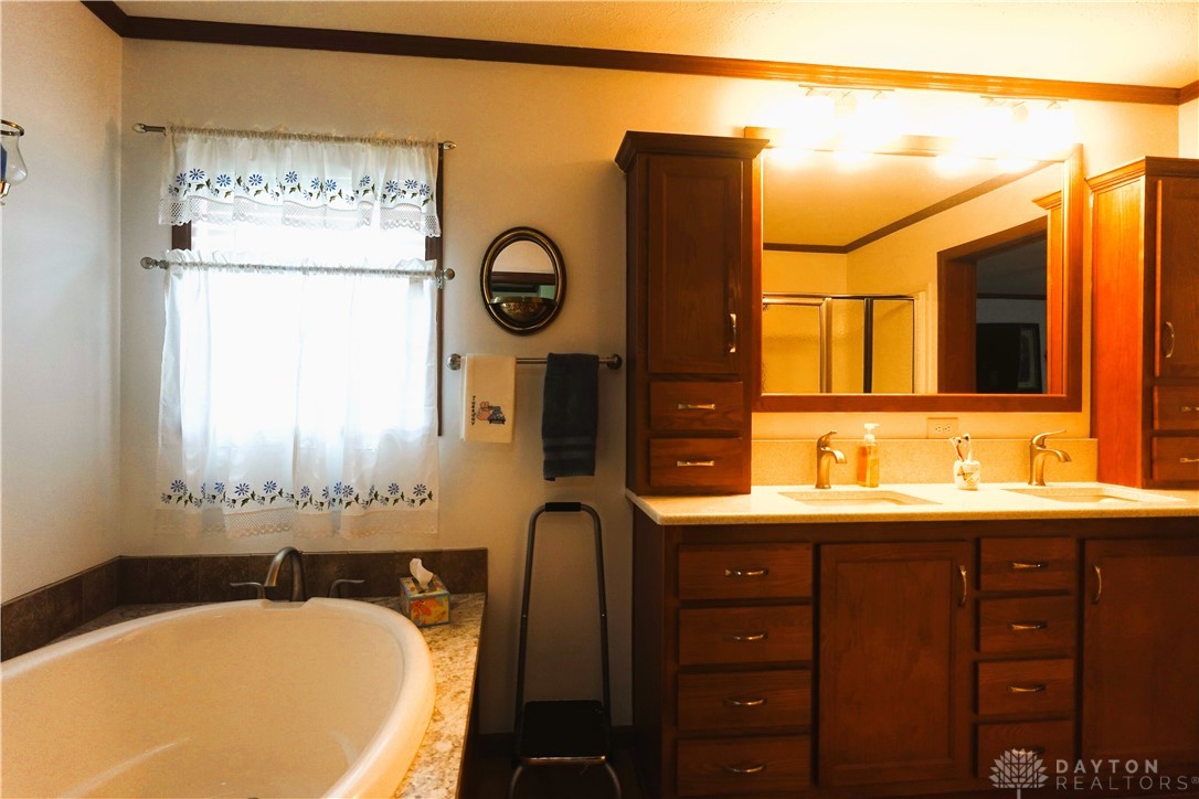 12195 Wellington, Medway, Ohio image 18
