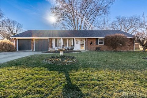 Photo of 4201 Green Springs Drive, Kettering, OH 45440 (MLS # 950694)