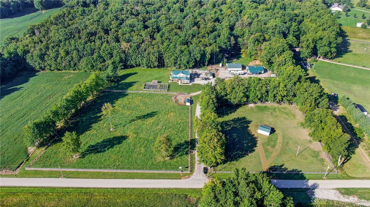 8457 Strout Road, Clarksville, Ohio image 4
